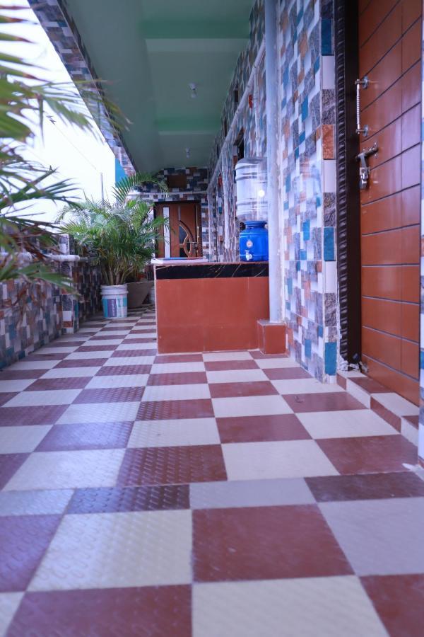Jagannatha Guest House بوري المظهر الخارجي الصورة